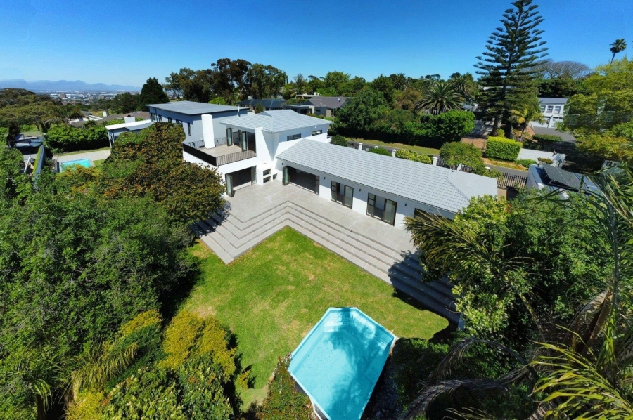 5 Bedroom Property for Sale in Welgemoed Western Cape
